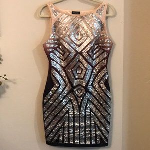 Ombré Geometrical Sequin Detailed Bebe Dress
